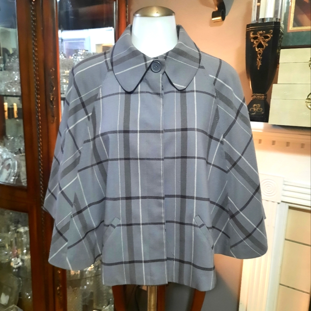 Gray plaid poncho/cape